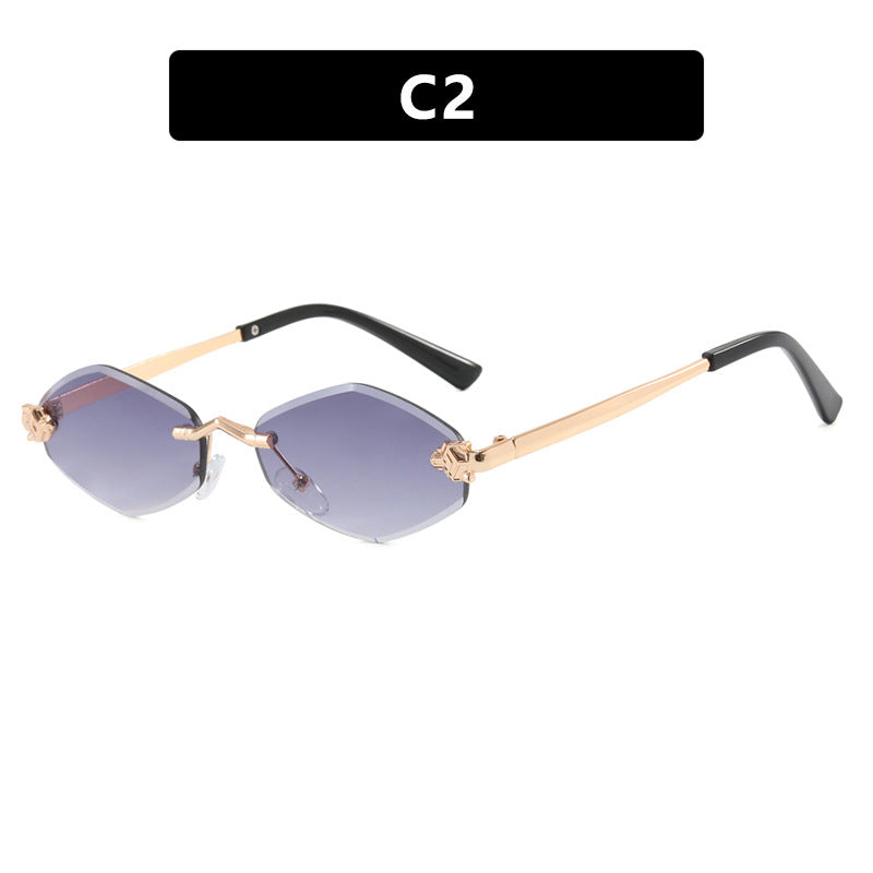 Elegant women's geometric sunglasses, perfect for summer. Offers UV protection with a unique double frame.