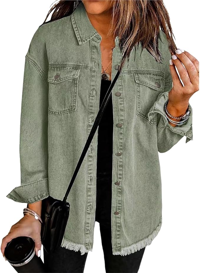 Trendy women's oversized jacket with button front, ideal for autumn/spring casual outerwear.