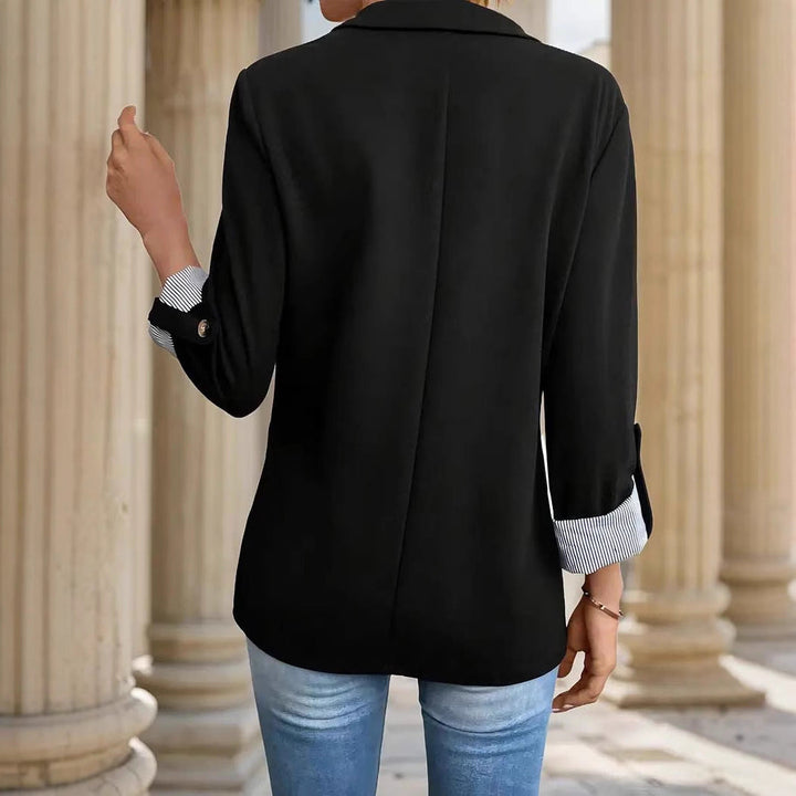Sophisticated women's striped jacket blazer, perfect for adding a chic & polished touch to any outfit.