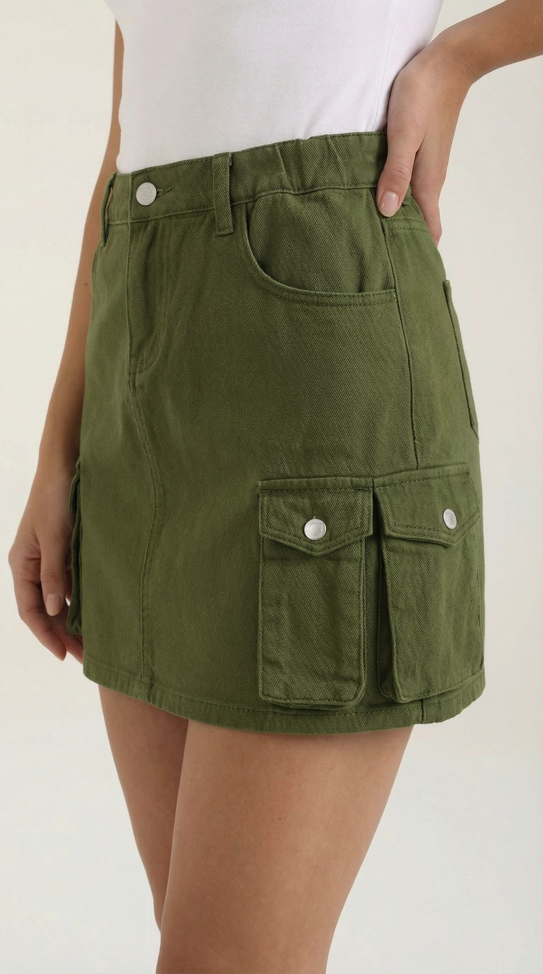 Trendy women's mini skirt, A-line utility cargo style, a must-have for chic streetwear fashion statements.