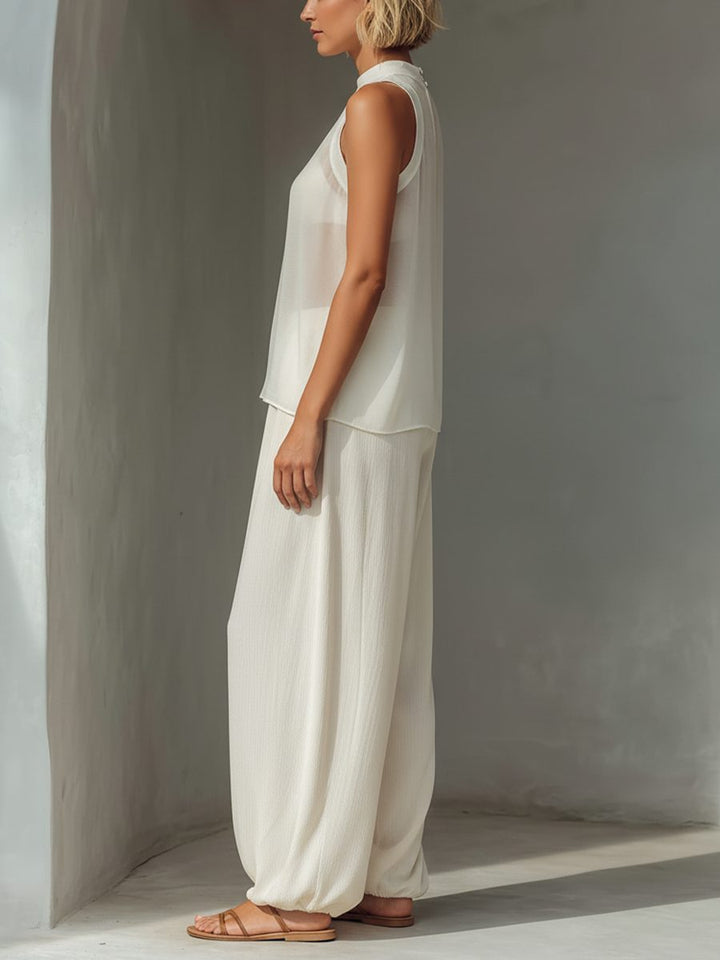 Comfortable women's chiffon wide leg trousers set with drawstring waist. Ideal for summer and resort wear.