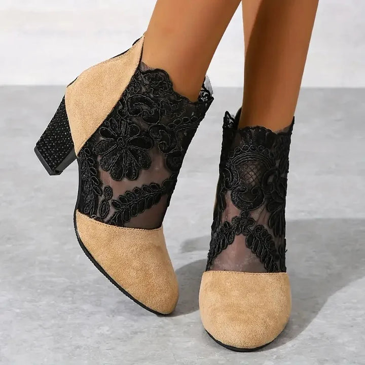 Comfortable women's Clarisse heels, stylish footwear with orthopedic design for ultimate support.