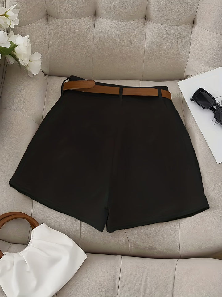 Comfortable high-waist women's shorts with belt. Versatile everyday summer wear for effortless style.