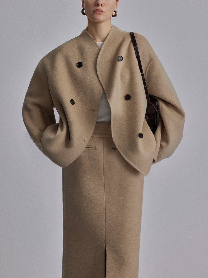 Stay warm in this women's double breasted pea coat, combining classic style with winter protection.