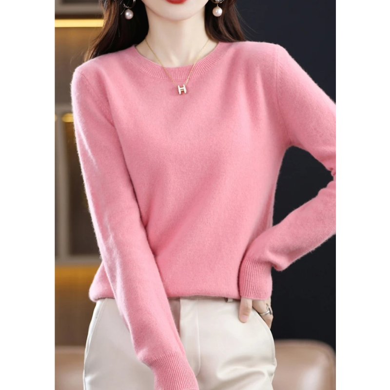 Cozy and soft women's sweater with a timeless round neckline