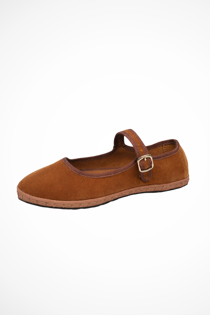 Fashionable women's everyday flats: round toe, buckle strap, Mary Jane ballet style, perfect for comfort.