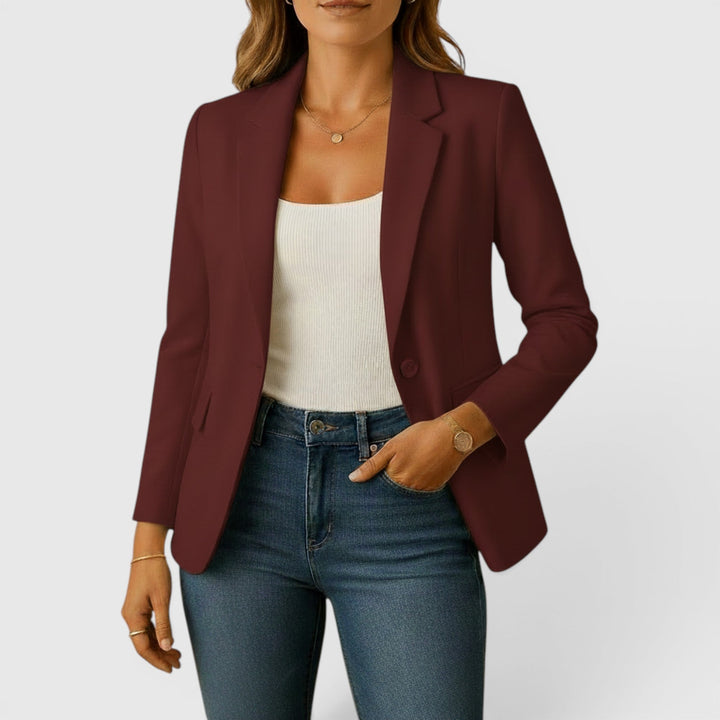 Chic tailored jacket for women, offering classic style and stretch comfort for any professional setting.