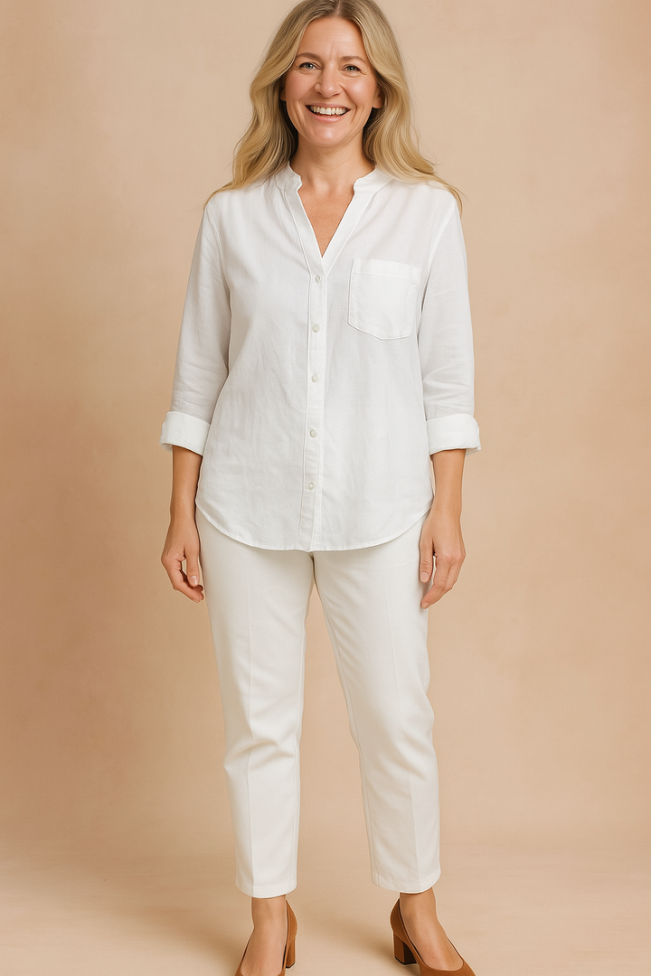 Comfortable women's long sleeve shirt with a clean, classic pocket.