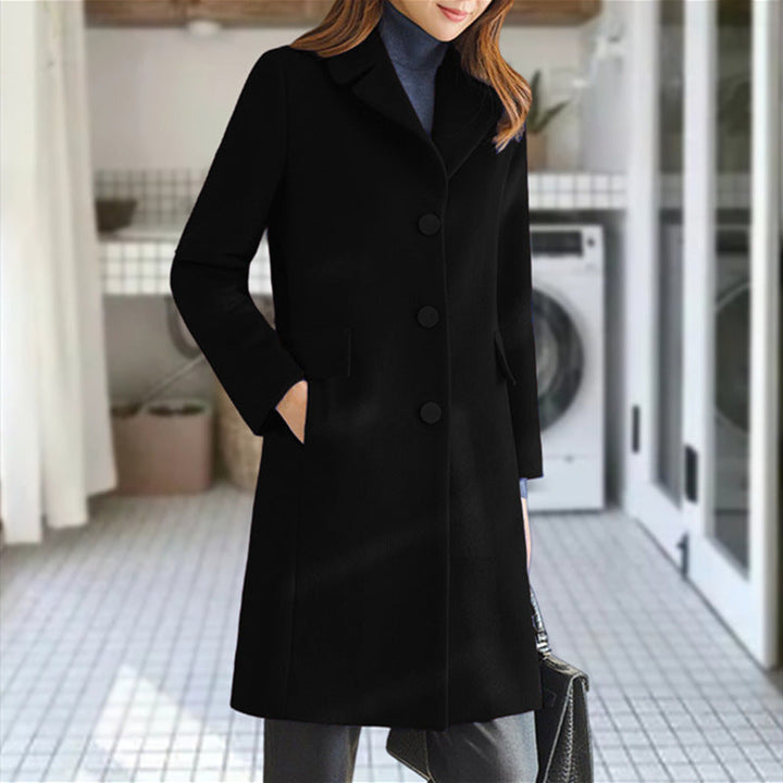 Versatile women's wool blend coat, ideal for elegant and warm layering