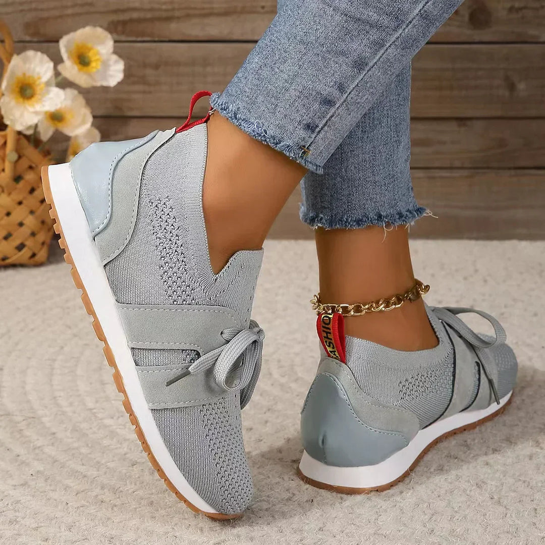 Versatile women's lightweight walking sneakers, offering comfort and breathability for everyday activities.
