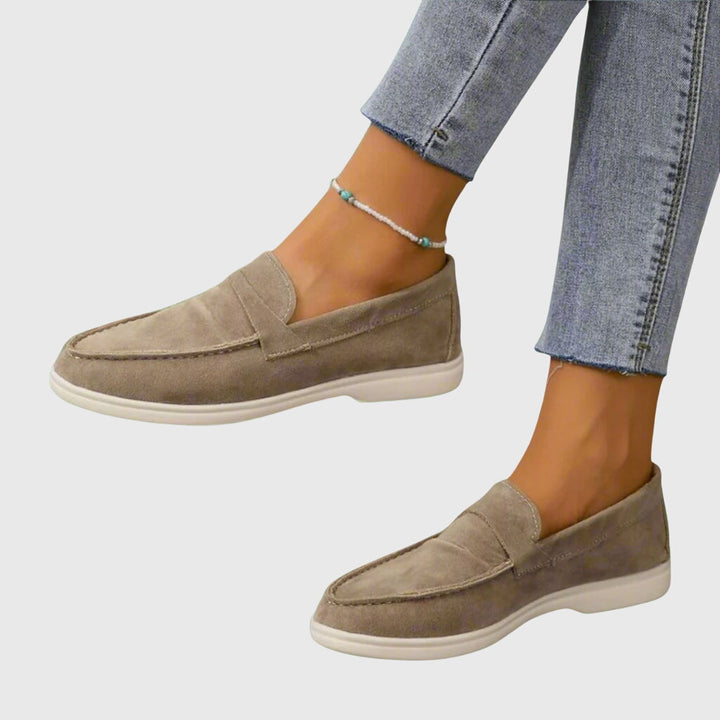 Stylish women's casual loafers with orthopaedic comfort, perfect slip-on flat shoes for walking and daily support.