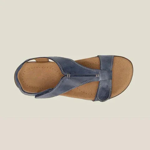 Summer footwear: Women's comfort sandals with adjustable straps & open toe for breathable, casual wear.