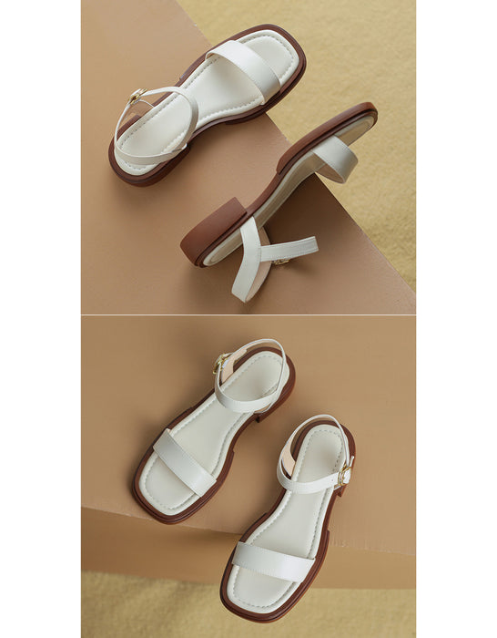 Practical women's summer sandals, featuring adjustable straps and a comfortable sole for daily wear.