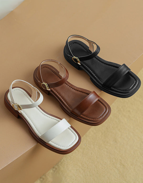 Everyday women's comfort sandals with secure adjustable straps, perfect for long summer walks.
