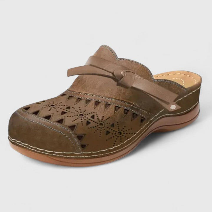 Lightweight summer women's sandals, cushioned with arch support for pain relief & comfortable walking.