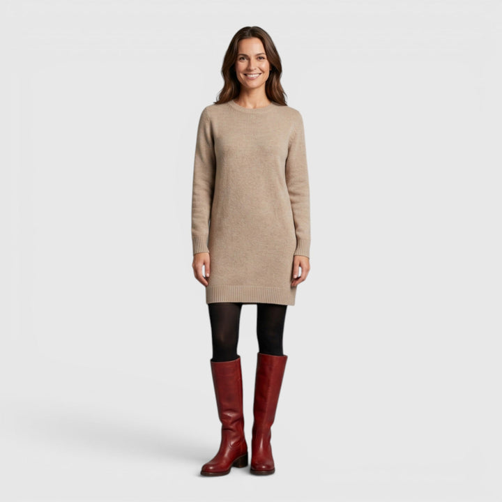 Easy pull-on design of comfortable women's mid-calf orthopaedic fall boots, perfect for quick autumn style.