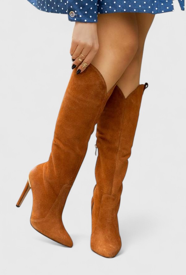 Fashionable women's orthopedic ankle boots, sleek pointed toe design, providing ultimate comfort and foot support.