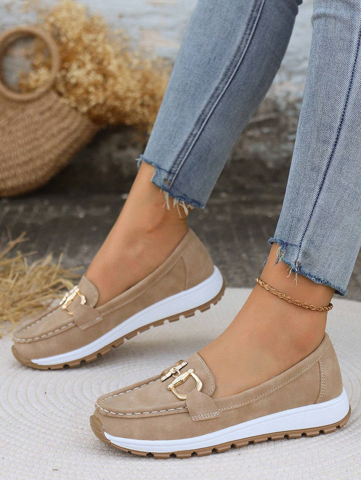 Women's comfortable loafers with advanced orthopedic support, ensuring all-day relief & style.