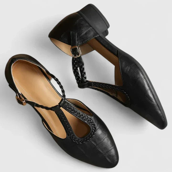 Lightweight women's orthopedic comfort shoes, non-slip sole, designed for everyday walking and support.