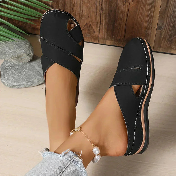 Stylish women's casual elegant wedge platform peep-toe sandals for comfortable summer footwear.
