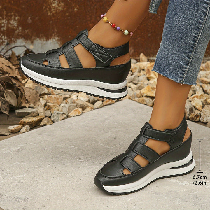Everyday women's platform sandals with soft footbed, great for casual summer outfits.