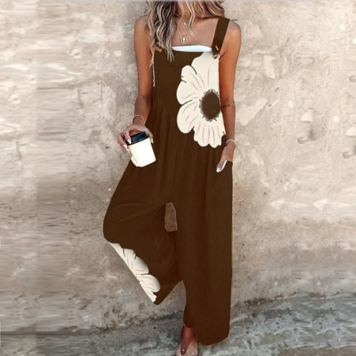 Casual women's printed jumpsuit, designed for ultimate comfort and chic summer fashion with a statement print.