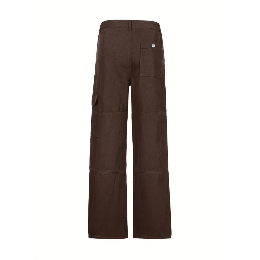 Stylish women's utility cargo trousers for modern women, perfect for comfortable everyday wear.