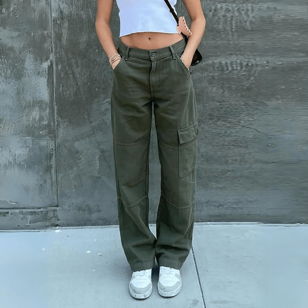 Everyday women's relaxed fit cargo trousers, designed for comfort and stylish casual wear.