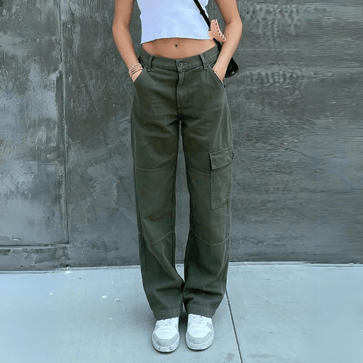 Everyday women's relaxed fit cargo trousers, designed for comfort and stylish casual wear.