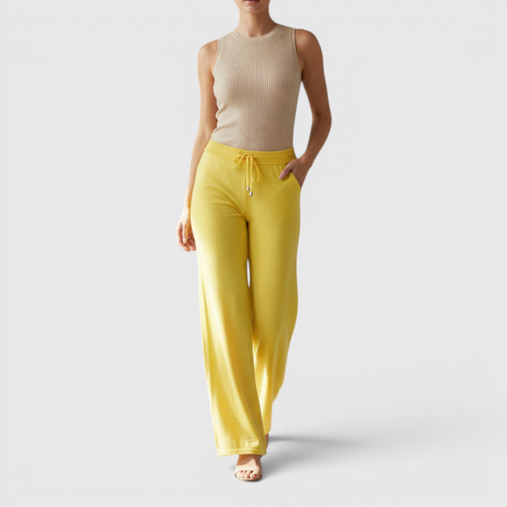 Women's comfortable ankle-length drawstring pants, relaxed fit for casual & chic versatility.