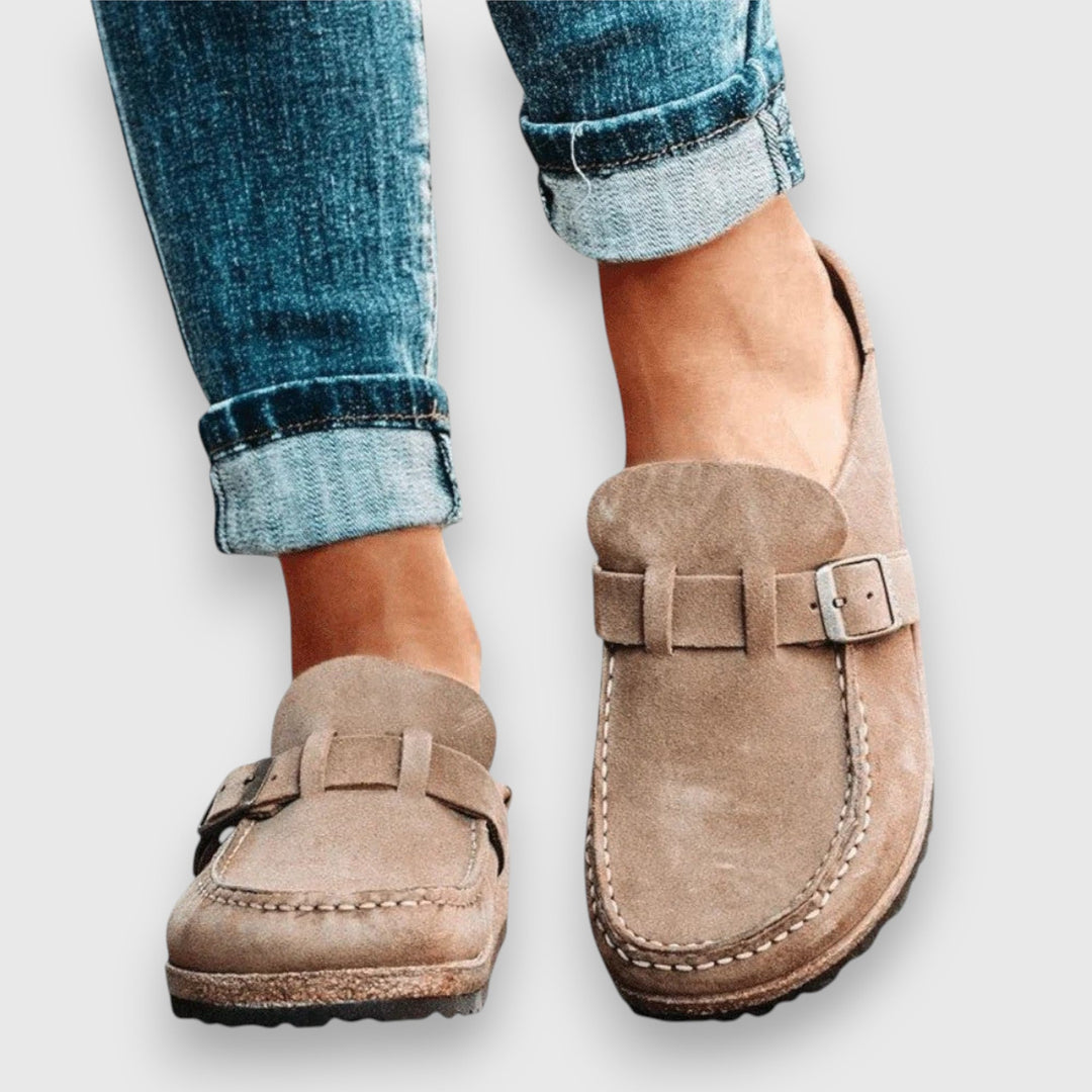 Stylish women's summer sandals, perfect for vacation or beach, featuring arch support for comfort.