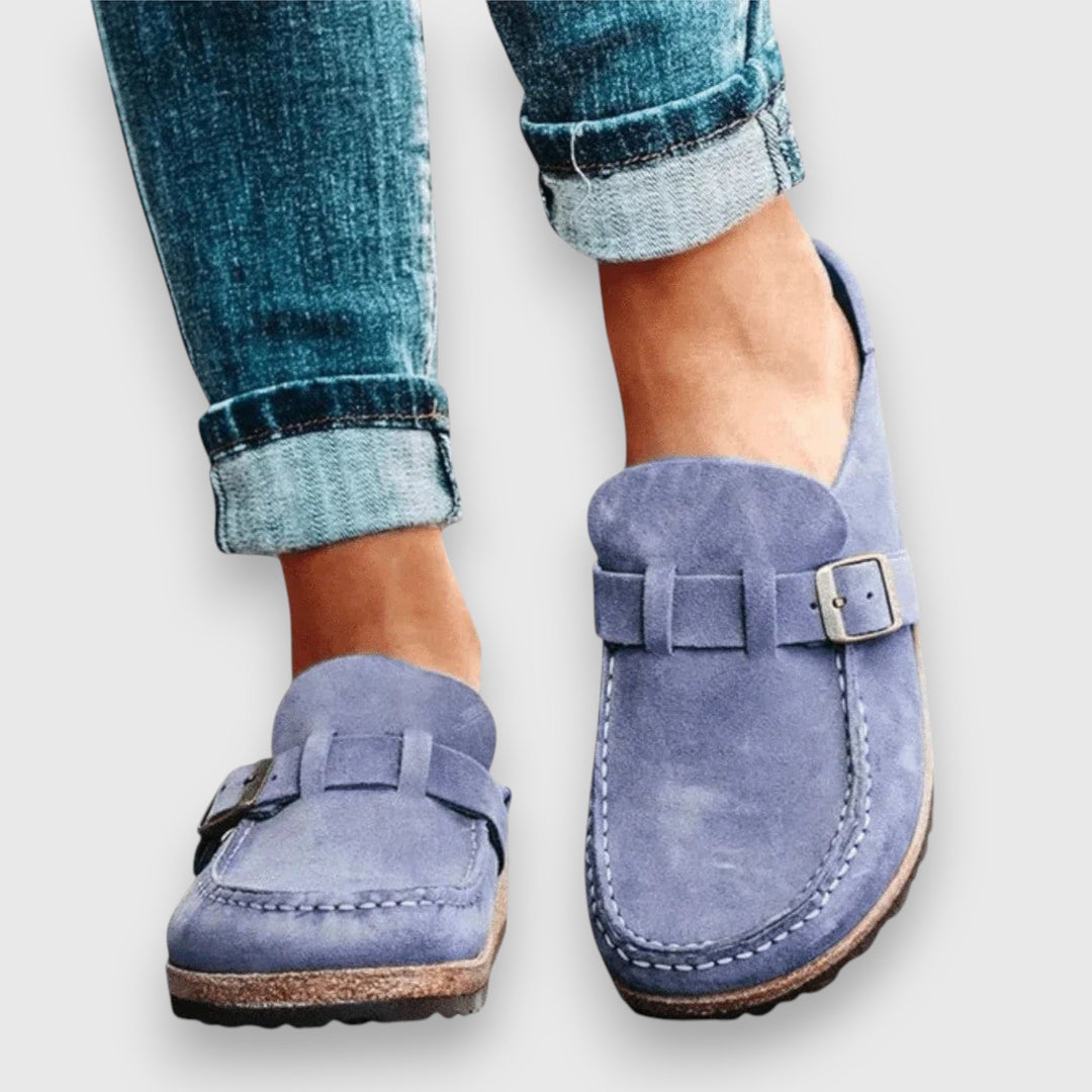 Versatile women's sandals: comfortable, slip-on, with arch support for everyday casual & vacation wear.