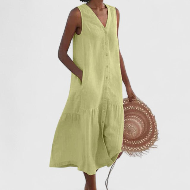 Soft, breathable women's maxi dress, perfect for comfortable and elegant summer casual style.