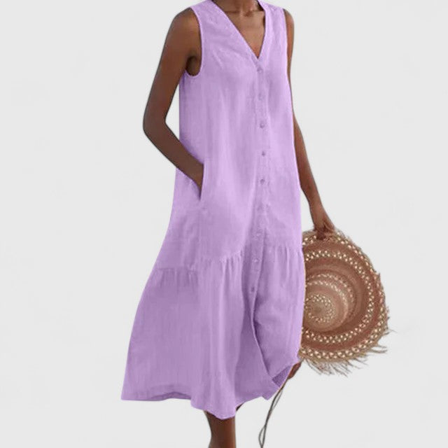 Effortlessly stylish women's summer maxi dress, offering ultimate comfort for versatile everyday fashion.