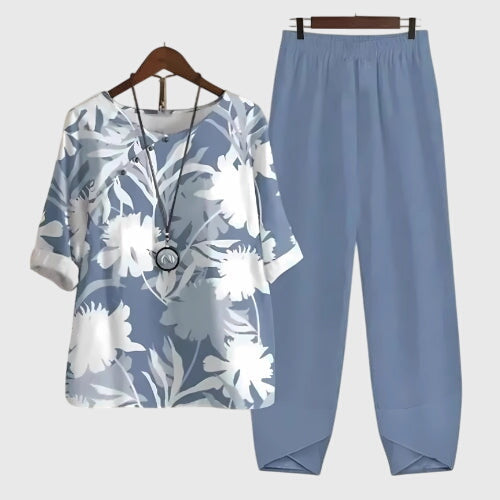 Versatile women's two-piece set. Stylish & comfortable casual outfit with a relaxed fit top & pants.