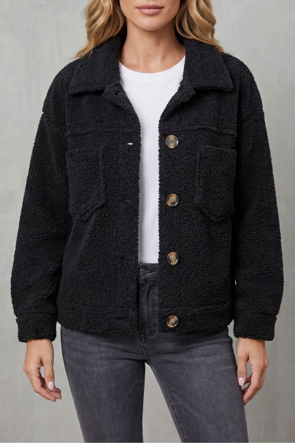 Women's cozy button-up jacket, perfect for stylish layering & everyday comfort.