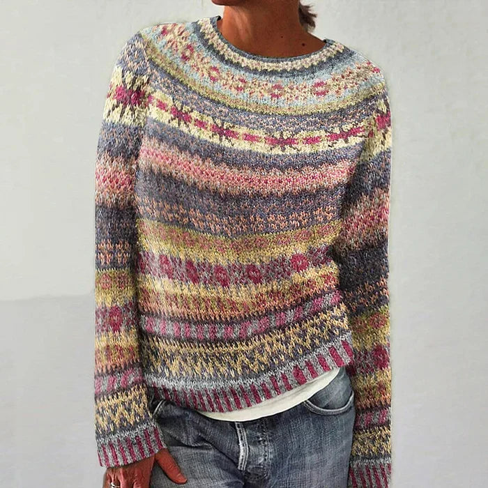 Women's cozy Fair Isle pullover sweater with a relaxed fit and round neck, perfect for autumn and winter fashion.