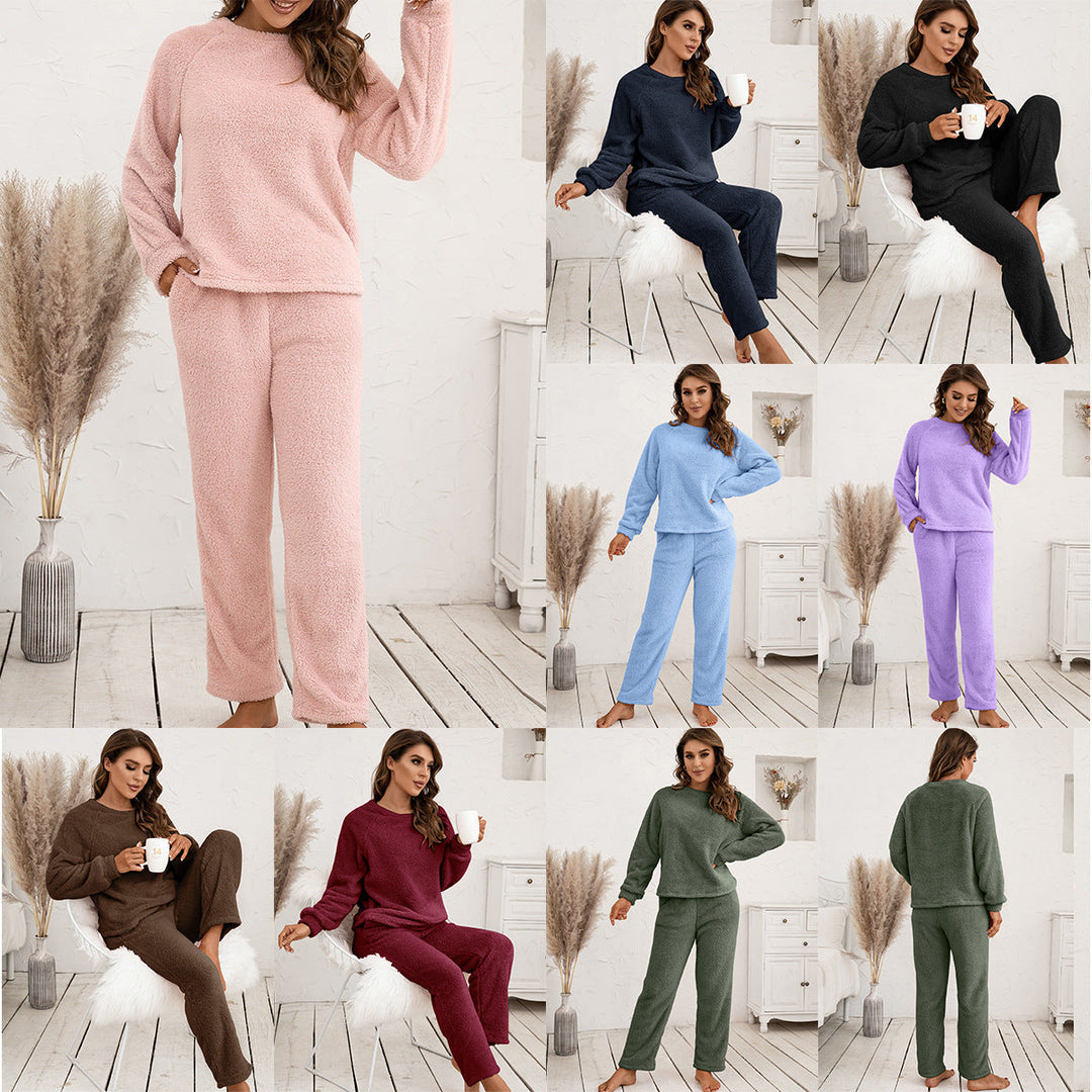 Women's cozy fleece pajama set with long sleeves and comfortable pants