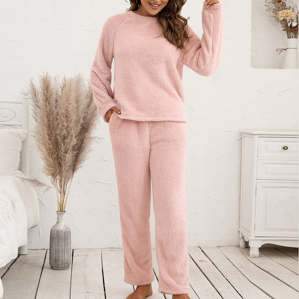 Stay warm and comfortable in this women's fleece pajama set