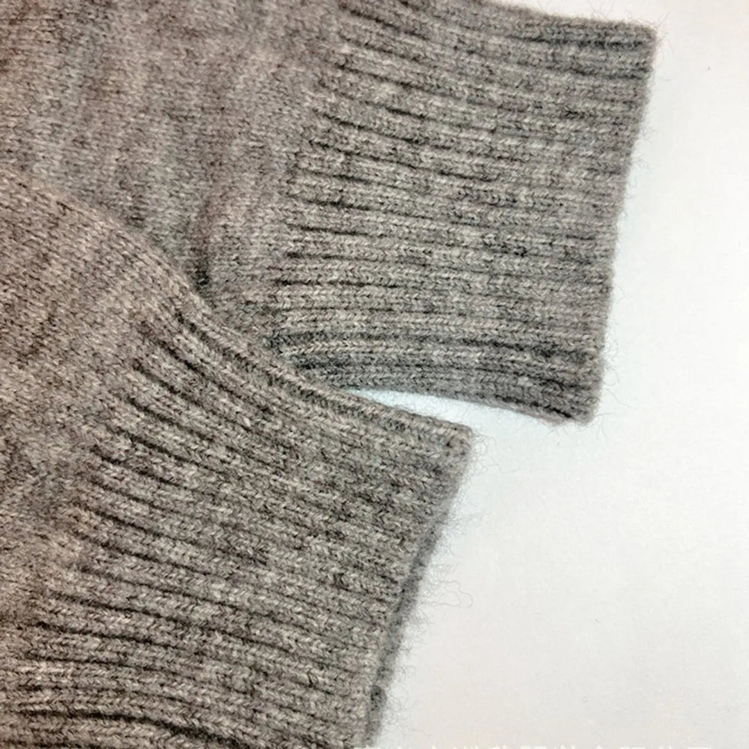 Stylish women's longline knit cardigan jacket, cozy hooded open-front design, great for casual fall/winter.