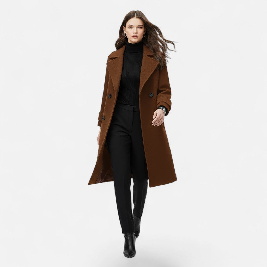 Versatile women's outerwear: slim fit coat for sophisticated style.
