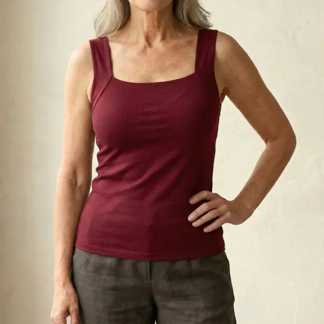 Daily wear women's built-in bra comfort tank top, offering support and style for summer days.