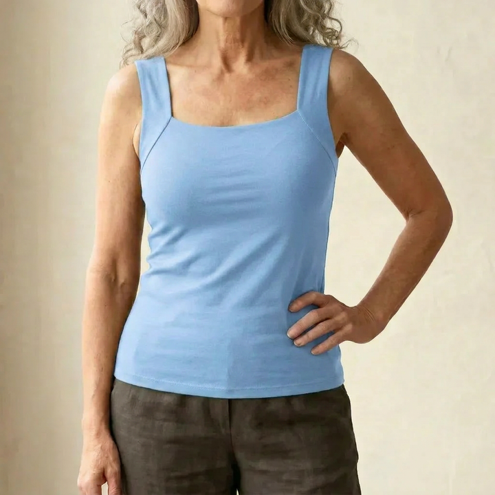 Soft women's tank top with integrated bra, providing effortless comfort for casual summer outings.