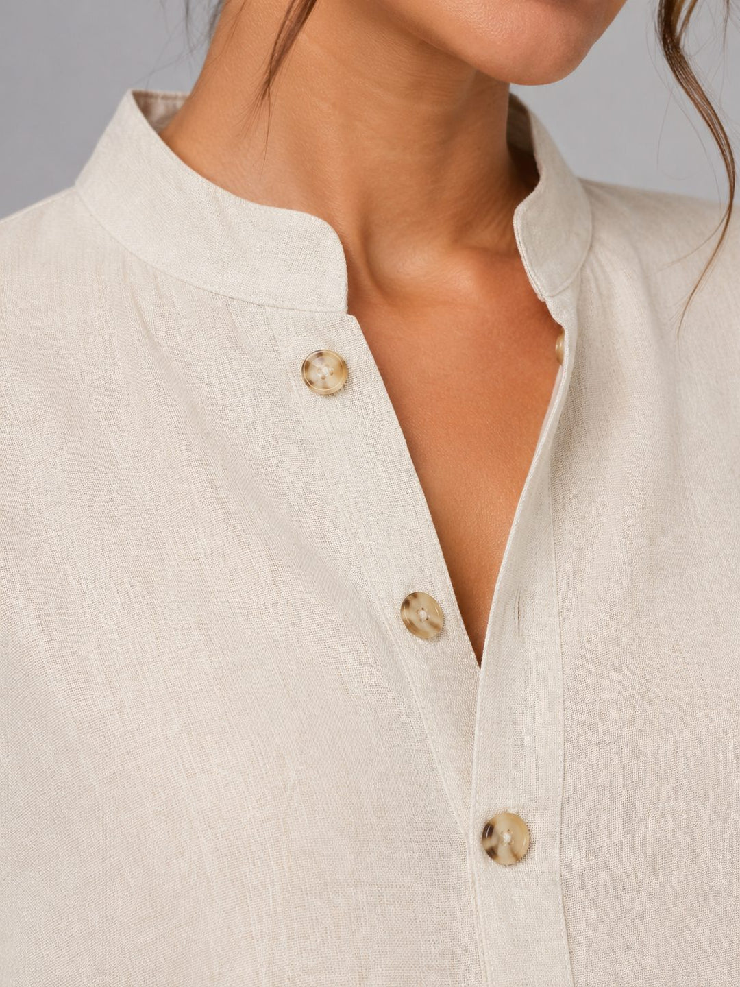 Breathable women's linen two-piece set with relaxed fit wide-leg pants & comfy top.