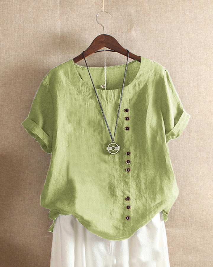 Casual women's short sleeve round neck blouse, perfect for comfortable & stylish wear.
