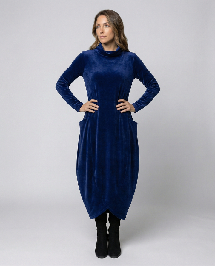 Women's elegant A-line dress with practical side pockets, perfect for stylish comfort.