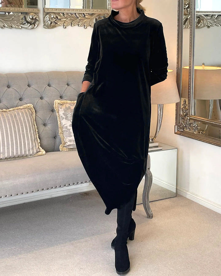 Classic A-line dress with pockets, a comfortable and elegant choice for women's wardrobe.