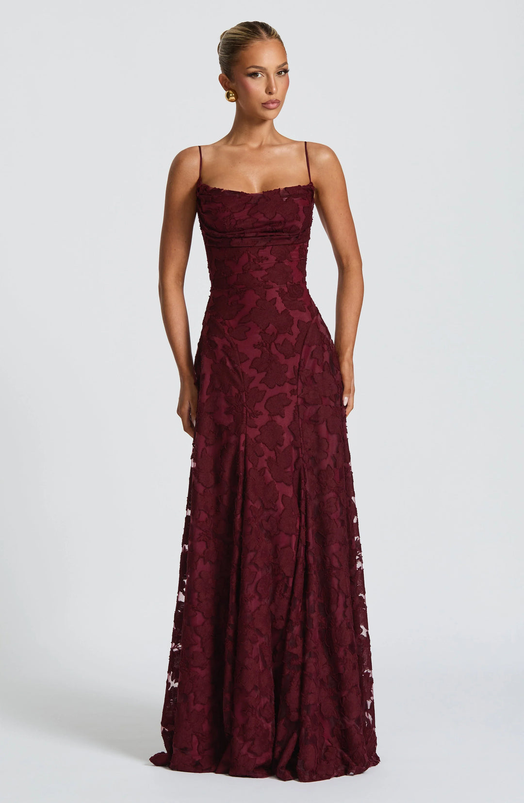 Women's elegant backless spaghetti strap maxi dress in red