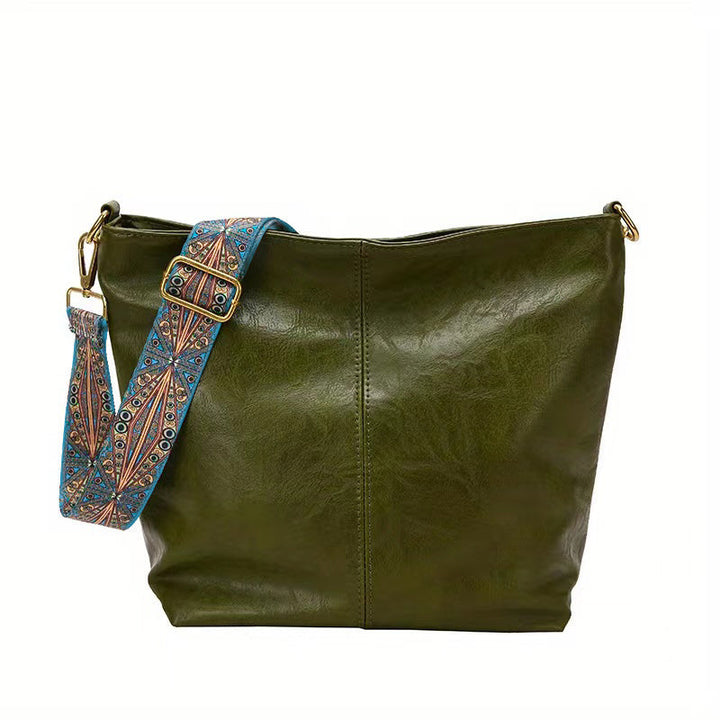Elegant women's leather tote, a versatile and stylish accessory for any occasion.