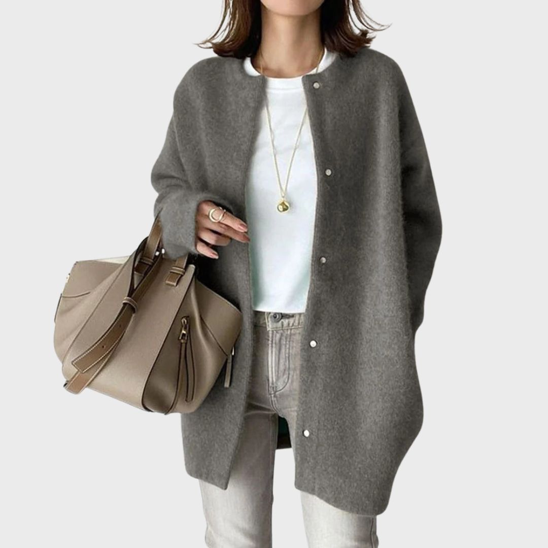 All-season comfort: Lightweight women's cashmere cardigan, ideal for layering.